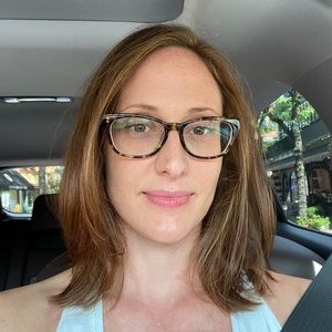 Meet your Posher, Amanda